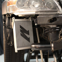Laden Sie das Bild in den Galerie-Viewer, Mishimoto Mitsubishi Evolution 7/8/9 Oil Cooler Kit