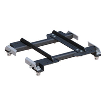 Carica l&#39;immagine nel visualizzatore di Gallery, Curt OEM Puck System 5th Wheel Roller Adapter for GM