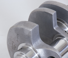 Carica l&#39;immagine nel visualizzatore di Gallery, Eagle Chevrolet 305/350 Small Block 2pc Rear Seal 3.48in Stroke Internal Balance Cast MS Crank Shaft