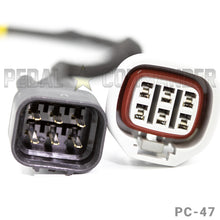 Laden Sie das Bild in den Galerie-Viewer, Pedal Commander Infiniti/Nissan Throttle Controller
