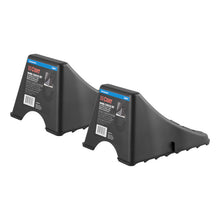 Carica l&#39;immagine nel visualizzatore di Gallery, Curt Wheel Chock Set (Up to 17in Wide Wheels)
