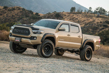 Carica l'immagine nel visualizzatore di Gallery, EGR 16-17 Toyota Tacoma Superguard Hood Shield - Matte (305085)