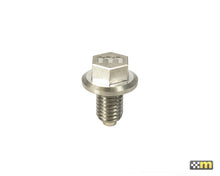 गैलरी व्यूवर में इमेज लोड करें, mountune 13-18 Ford Focus ST Magnetic Oil Drain Plug