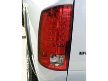 Laden Sie das Bild in den Galerie-Viewer, Spyder Dodge Ram 1500 09-14 LED Tail Lights Incandescen- Red Clear ALT-YD-DRAM09-LED-RC