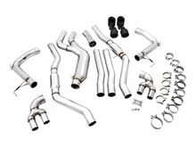 Laden Sie das Bild in den Galerie-Viewer, AWE Tuning 2019+ BMW M340i (G20) Track Edition Exhaust - Quad Diamond Black Tips