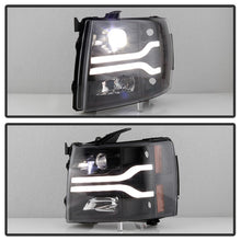 Laden Sie das Bild in den Galerie-Viewer, Spyder Chevy Silverado 1500 07-13/2500HD/3500HD 07-14 LED Black PRO-YD-CS07V3PL-BK