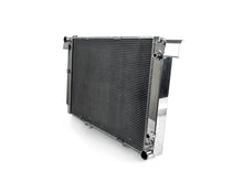 गैलरी व्यूवर में इमेज लोड करें, CSF 90-93 Mercedes-Benz 500SL / 94-02 Mercedes-Benz SL500 Radiator - 2to4wheels