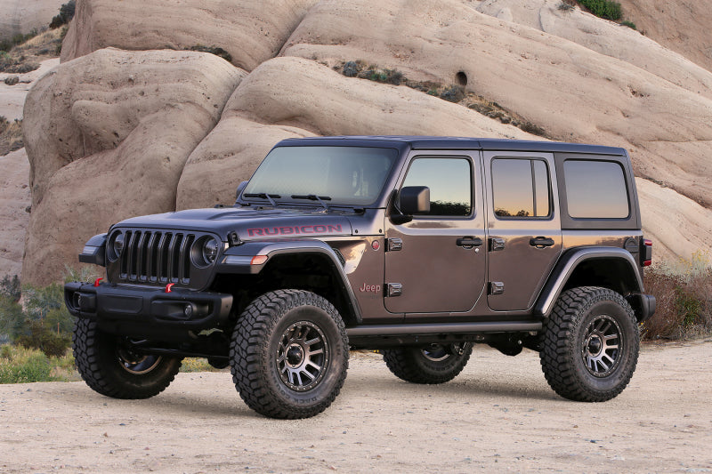 Fabtech 2018 Jeep JL 4WD 4-Door 3in Trail System w/Stealth Shocks