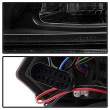 Laden Sie das Bild in den Galerie-Viewer, Spyder Dodge Ram 13-15 Projector Headlights Light Bar DRL Black PRO-YD-DR13-LBDRL-BK