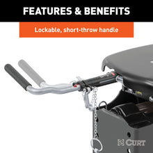 Carica l&#39;immagine nel visualizzatore di Gallery, Curt Q24 5th Wheel Hitch w/ GM Puck System Legs - 2020 Chevrolet Silverado/GMC Sierra 2500/3500HD