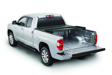 Carica l'immagine nel visualizzatore di Gallery, Tonno Pro 95-04 Toyota Tacoma 6ft Fleetside Tonno Fold Tri-Fold Tonneau Cover