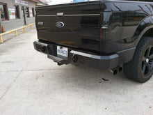 Laden Sie das Bild in den Galerie-Viewer, Iron Cross 09-10 Ford F-150 Heavy Duty Base Rear Bumper - Gloss Black
