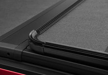 Laden Sie das Bild in den Galerie-Viewer, Extang 2020 Chevy/GMC Silverado/Sierra (6 ft 9 in) 2500HD/3500HD Solid Fold 2.0