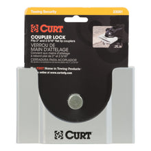 Carica l&#39;immagine nel visualizzatore di Gallery, Curt Trailer Coupler Lock for 2in or 2-5/16in Flat Lip Couplers (Grey Aluminum)