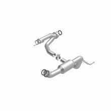 Cargar imagen en el visor de la galería, Magnaflow DF Converter 05-11 Toyota Tacoma 4.0L