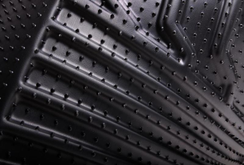 Lund 07-13 Chevy Avalanche Catch-It Floormats Rear Floor Liner - Black (1 Pc.)