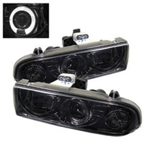 Laden Sie das Bild in den Galerie-Viewer, Spyder Chevy S10 98-04 Projector Headlights LED Halo Smke - Low H1 PRO-YD-CS1098-SMC