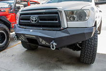 Cargar imagen en el visor de la galería, DV8 Offroad 07-13 Toyota Tundra Front Winch Bumper