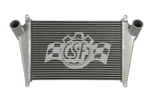 गैलरी व्यूवर में इमेज लोड करें, CSF 07-09 Isuzu NPR 5.2L OEM Intercooler