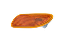Cargar imagen en el visor de la galería, Hella Mercedes Benz C203 Side Marker Lens Left Hand