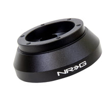 गैलरी व्यूवर में इमेज लोड करें, NRG Short Hub Adapter 06+ Chevrolet Corvette / Cadillac CTS
