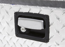 Laden Sie das Bild in den Galerie-Viewer, Lund Universal Alum Flush Mount Box - Brite