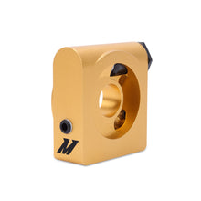 Laden Sie das Bild in den Galerie-Viewer, Mishimoto Oil Sandwich Plate w/ Rear-Mounted Thermostat