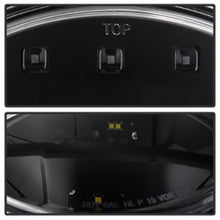 Carica l&#39;immagine nel visualizzatore di Gallery, Spyder Jeep Wrangler 07-15 Crystal Headlights Black Clear