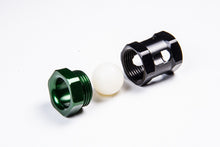 Laden Sie das Bild in den Galerie-Viewer, Radium Engineering Fuel Collection Valve