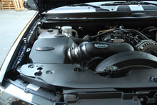 गैलरी व्यूवर में इमेज लोड करें, Volant 05-08 Chevrolet Trailblazer 5.3 V8 Pro5 Closed Box Air Intake System