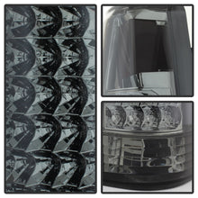 Charger l&#39;image dans la galerie, Xtune Yukon Denali 99-00 LED Tail Lights Chrome ALT-JH-CCK88-LED-SM
