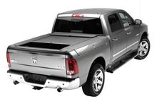 Laden Sie das Bild in den Galerie-Viewer, Roll-N-Lock 12-17 Dodge Ram RamBox SB 76in M-Series Retractable Tonneau Cover