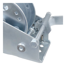 Carica l&#39;immagine nel visualizzatore di Gallery, Curt Hand Winch (1400lbs 7-1/2in Handle)