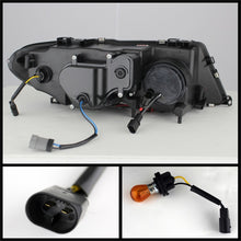 Laden Sie das Bild in den Galerie-Viewer, Spyder BMW E46 3-Series 04-06 2 DR Projector Halogen Model- LED Halo Blk PRO-YD-BMWE4604-2DR-HL-BK