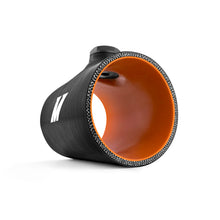 Charger l&#39;image dans la galerie, Mishimoto 2.5in Black Silicone Coupler w/ 1/8in NPT Bung