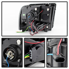 Cargar imagen en el visor de la galería, Spyder Ford F250/350 05-07 Projector Headlights LED Halo LED Blk Smke PRO-YD-FS05-HL-BSM