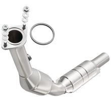 Laden Sie das Bild in den Galerie-Viewer, MagnaFlow Conv DF 10-11 Chevy Camaro 3.6L Driver Side
