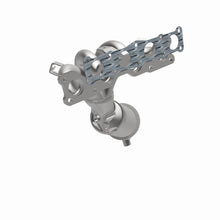 गैलरी व्यूवर में इमेज लोड करें, MagnaFlow 06-08 Hyundai Sonata 2.4L Direct Fit CARB Compliant Manifold Catalytic Converter