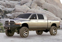 Carica l&#39;immagine nel visualizzatore di Gallery, Fabtech 03-05 Dodge 2500/3500 4WD Diesel w/Auto 6in Perf. System w/Stealth Shocks