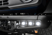 Laden Sie das Bild in den Galerie-Viewer, ORACLE Lighting 21-22 Ford Bronco Triple LED Fog Light Kit for Steel Bumper - White