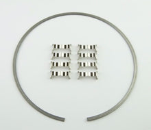 गैलरी व्यूवर में इमेज लोड करें, Wilwood Kit Snap Ring (1) and Wear Plates (8) Dynamic Drag Rotor
