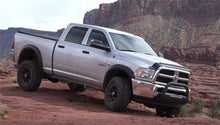Laden Sie das Bild in den Galerie-Viewer, Lund 2020 RAM 2500 Bull Bar w/Light &amp; Wiring - Black