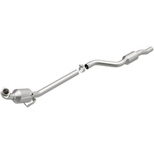 Cargar imagen en el visor de la galería, MagnaFlow Conv Direct Fit 10-12 Mercedes-Benz GLK350 V6 3.5 OEM Underbody