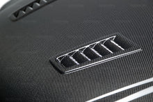 Charger l&#39;image dans la galerie, Seibon 12-13 Ford Focus RS-Style Carbon Fiber Hood
