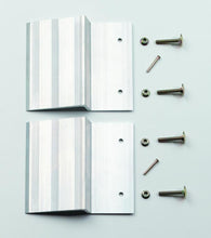 Laden Sie das Bild in den Galerie-Viewer, Lund Universal Ramp Kit For 2X8in To 2X10in Planks 9X7.5X2.25in - Silver