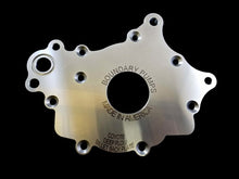 गैलरी व्यूवर में इमेज लोड करें, Boundary 99-05 Ford Modular Motor 4V &amp; 2V Replacement Housing V8 Billet Back Plate