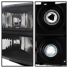 Carica l&#39;immagine nel visualizzatore di Gallery, Xtune GMC Sierra 07-13 Crystal Headlights Black HD-JH-GSIE07-AM-BK