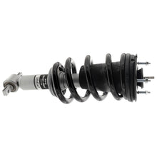 Charger l&#39;image dans la galerie, KYB Shocks &amp; Struts Strut Plus Front 14-18 Chevrolet Silverado 4WD (Excl Electronic Suspension)