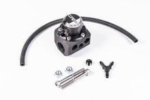 Charger l'image dans la galerie, Radium Engineering Fuel Rail In Line Extra Range Pulse Damper 6AN