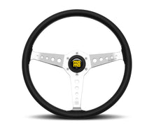 Carica l&#39;immagine nel visualizzatore di Gallery, Momo California Steering Wheel 360 mm - Black Leather/White Stitch/Pol Spokes
